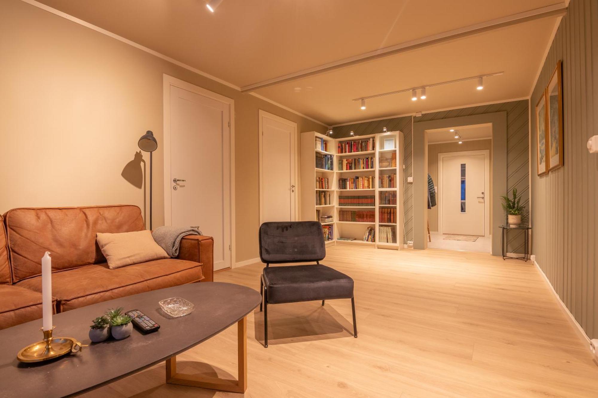 Cozy And Spacious Apartment In City Centre Тромсе Екстер'єр фото