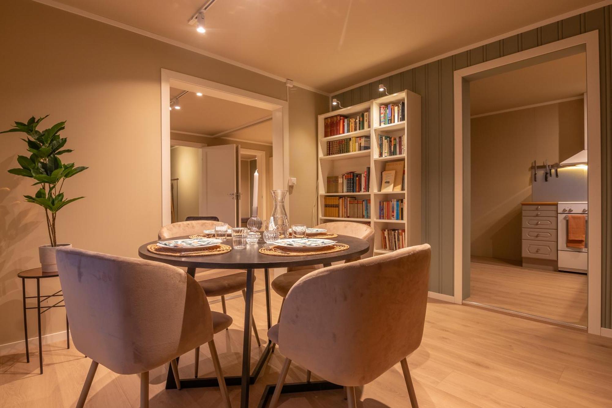 Cozy And Spacious Apartment In City Centre Тромсе Екстер'єр фото