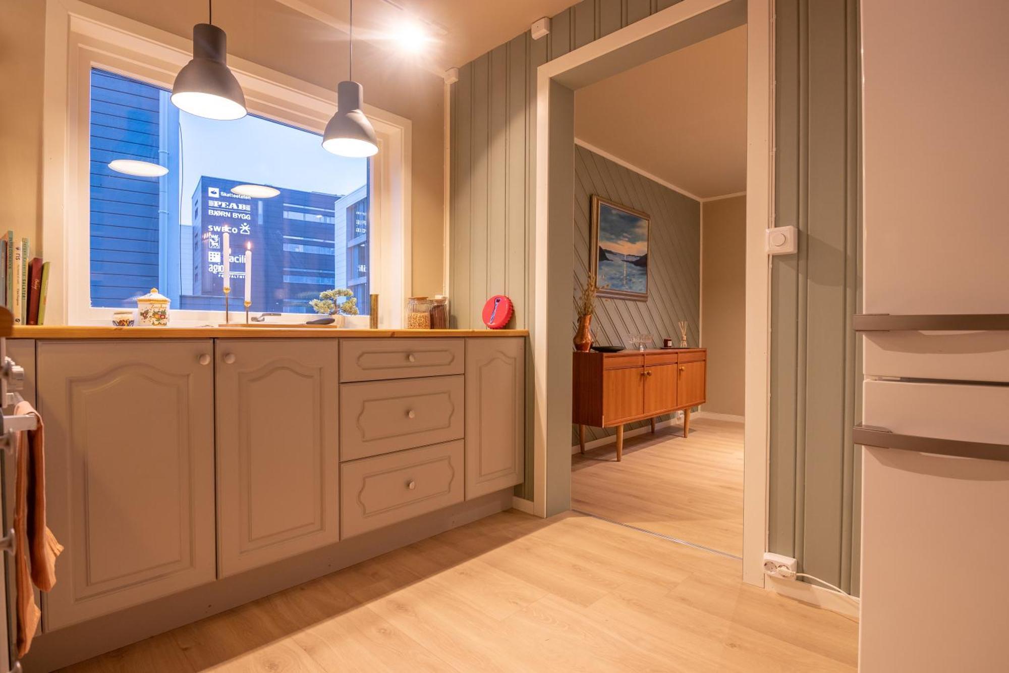 Cozy And Spacious Apartment In City Centre Тромсе Екстер'єр фото